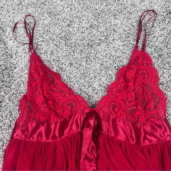 Victoria’s Secret Red Flowy Lace Adjust Strap Baby Doll Top Women’s Size Medium - Picture 3 of 8